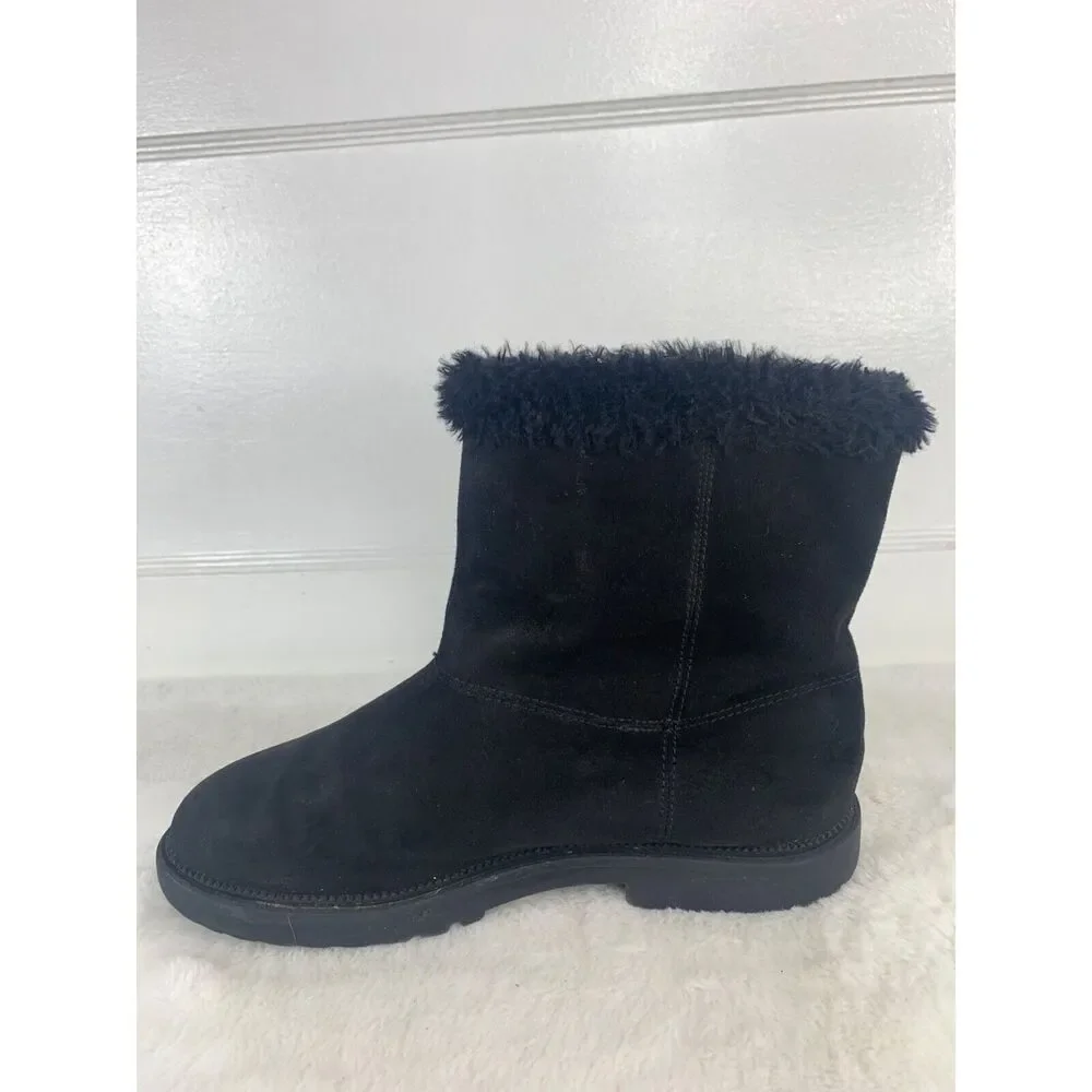 Girls Black Suede cute above ankle Winter Boots Size 5Y